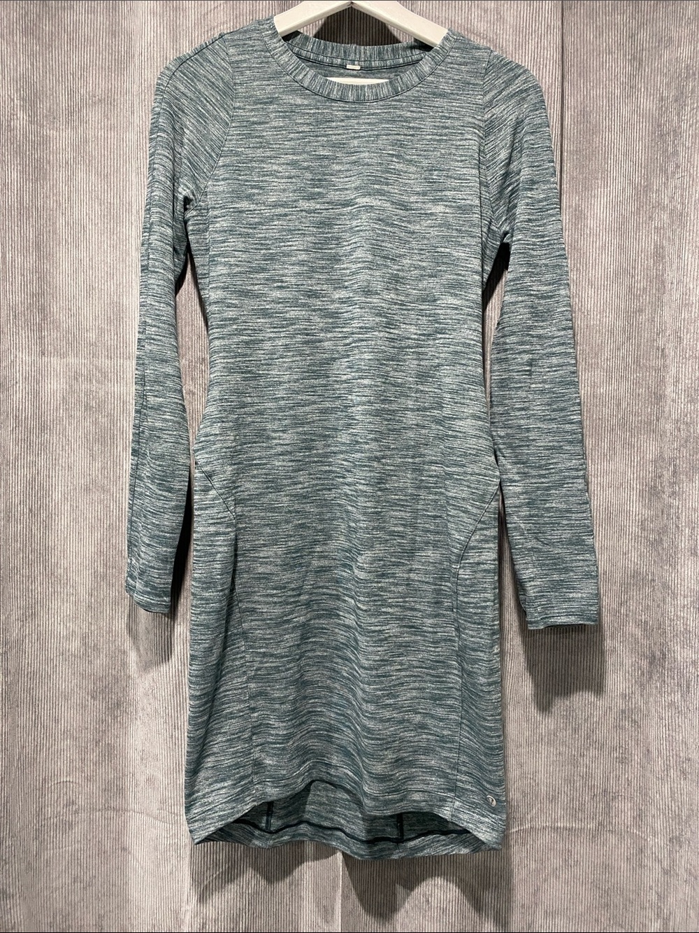 Lululemon heathered grey green long sleeve dress - Picture 1 of 7